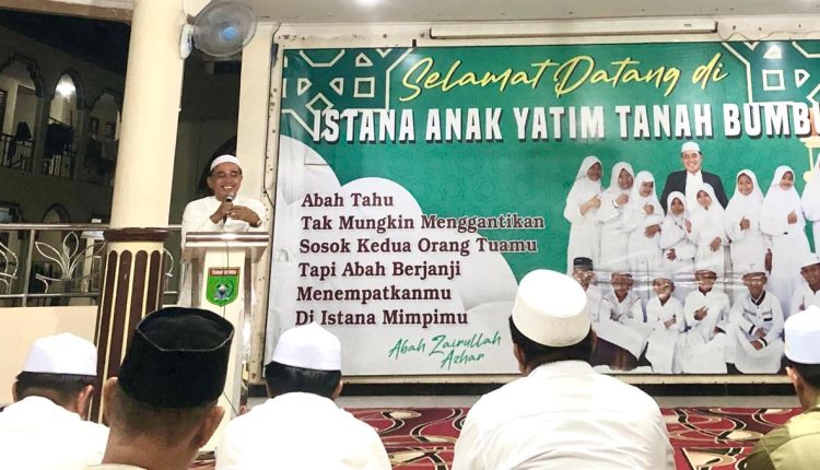 Bupati Zairullah Beri Motivasi Dan Semangat Belajar Santri IAY