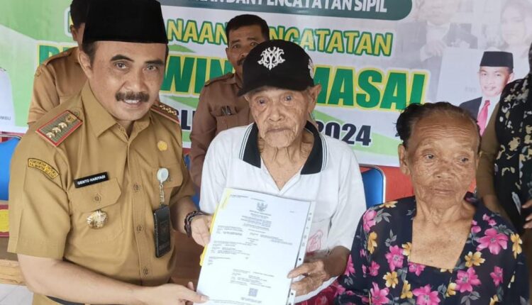 Disdukcapil Tanbu Gelar Pelayanan Pencatatan Perkawinan Massal Non Muslim