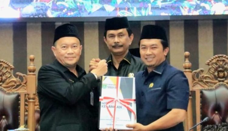 Paripurna DPRD Tanbu, Eksekutif Sampaikan RAPBD Perubahan 2024