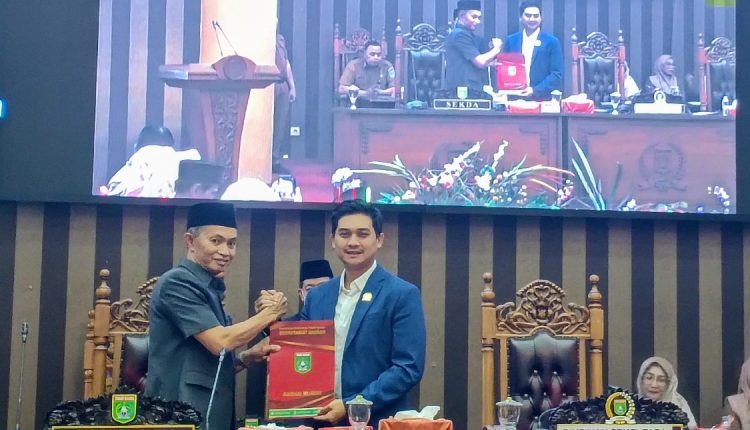 DPRD Kabupaten Tanah Bumbu Gelar Rapat Paripurna Pembahasan Raperda Perubahan Atas Perda Nomor 19 Tahun 2022