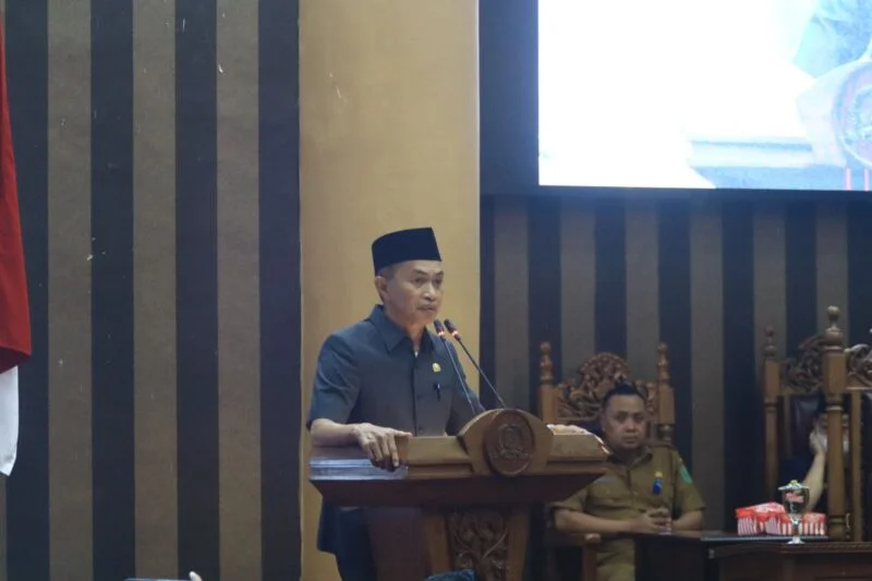 Bupati Tanah Bumbu Hadiri Rapat Paripurna Terkait Perubahan Perda Tentang Perumahan dan Permukiman