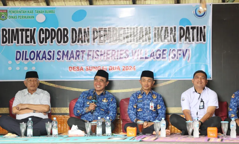 Bupati Tanah Bumbu Buka Bimtek Pembenihan Ikan Patin di Smart Fisheries Village