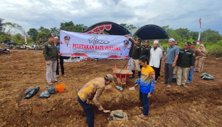 Pembangunan Kantor Desa Baru Sarigadung Diharapkan Tingkatkan Kinerja Pemerintahan dan Pelayanan Masyarakat