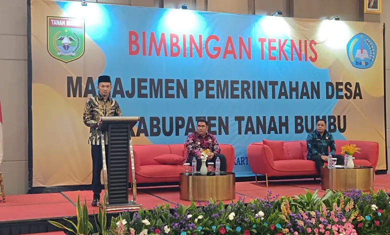 Bimtek Manajemen Pemdes Tingkatkan Profesionalisme Aparatur Desa Tanah Bumbu