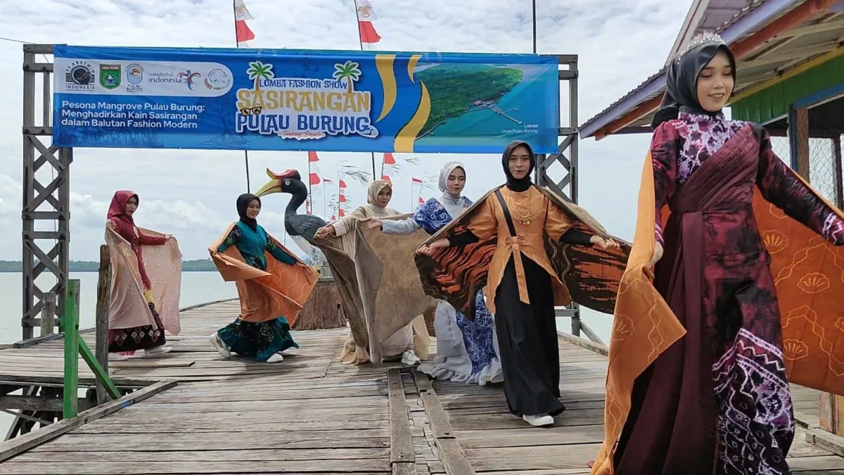 Pulau Burung Kenalkan Kain Sasirangan Khas Lewat Lomba Fashion Show, Sinergi Budaya dan Pariwisata