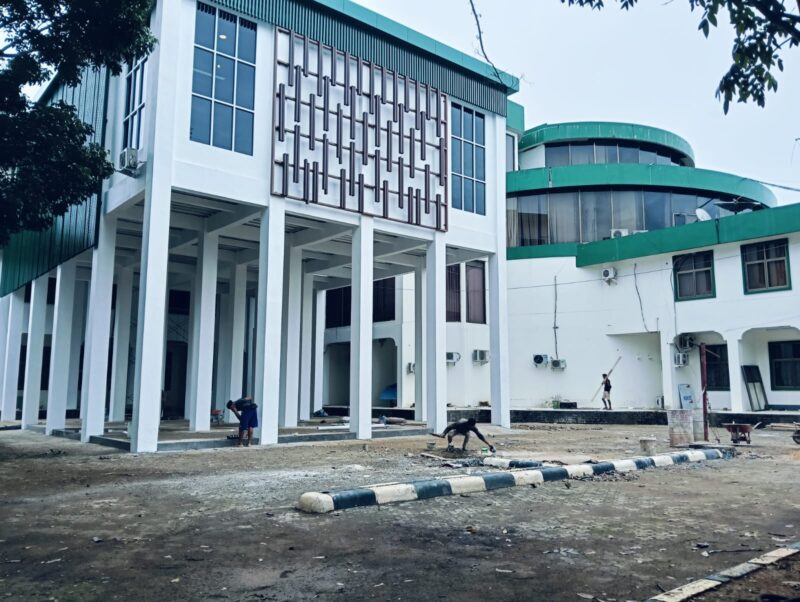 Gedung Baru Rapat Bupati Tanah Bumbu Siap Difungsikan, Tinggal Sentuhan Akhir